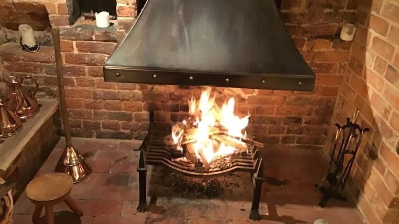 The Rag House