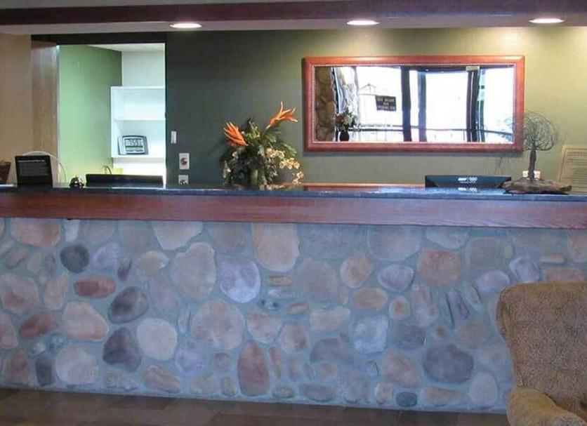 Front desk Photo