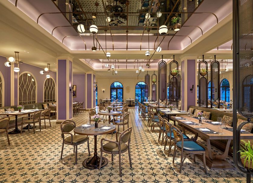 Restaurant Photo