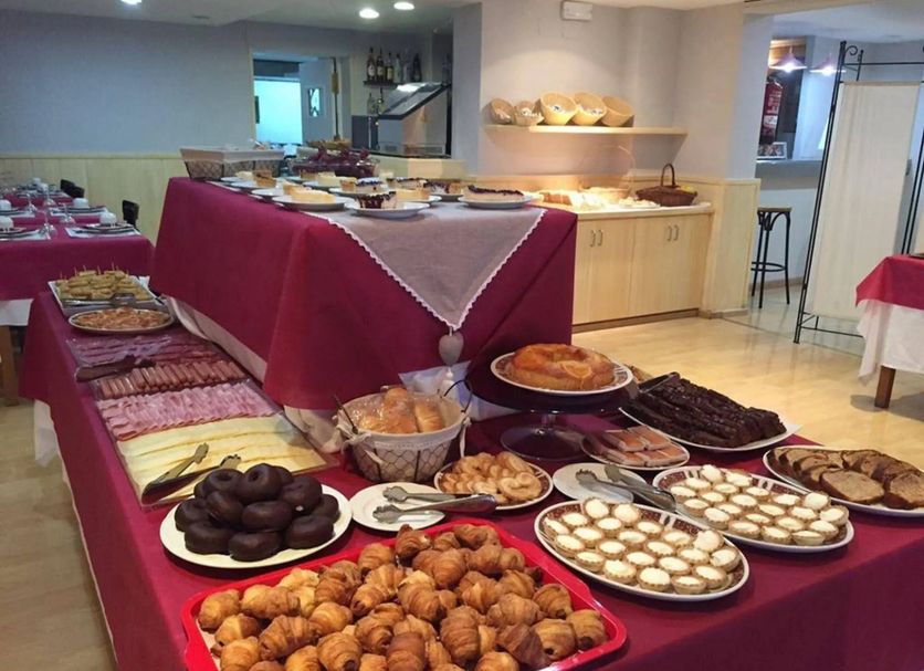 Buffet Photo