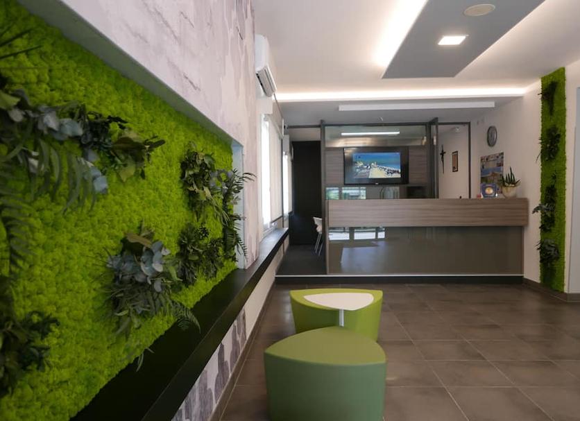 Front desk Photo