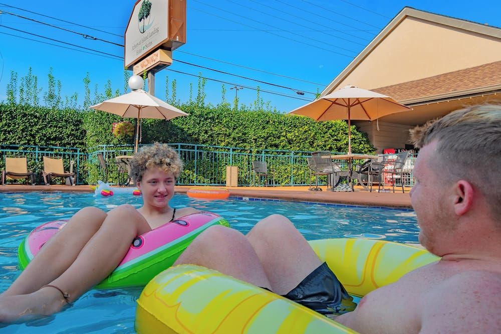 Arbors at Island Landing Hotel & Suites from $19. Pigeon Forge