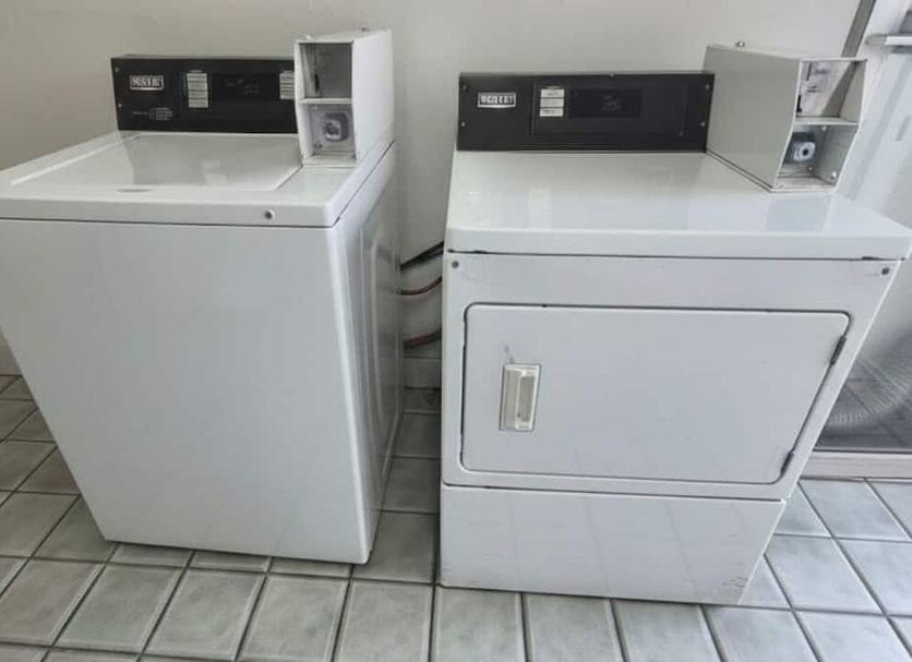 Laundry facility Photo