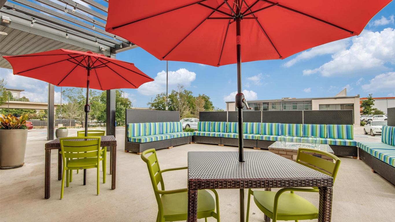 Home2 Suites by Hilton Dallas Medical District Lovefield