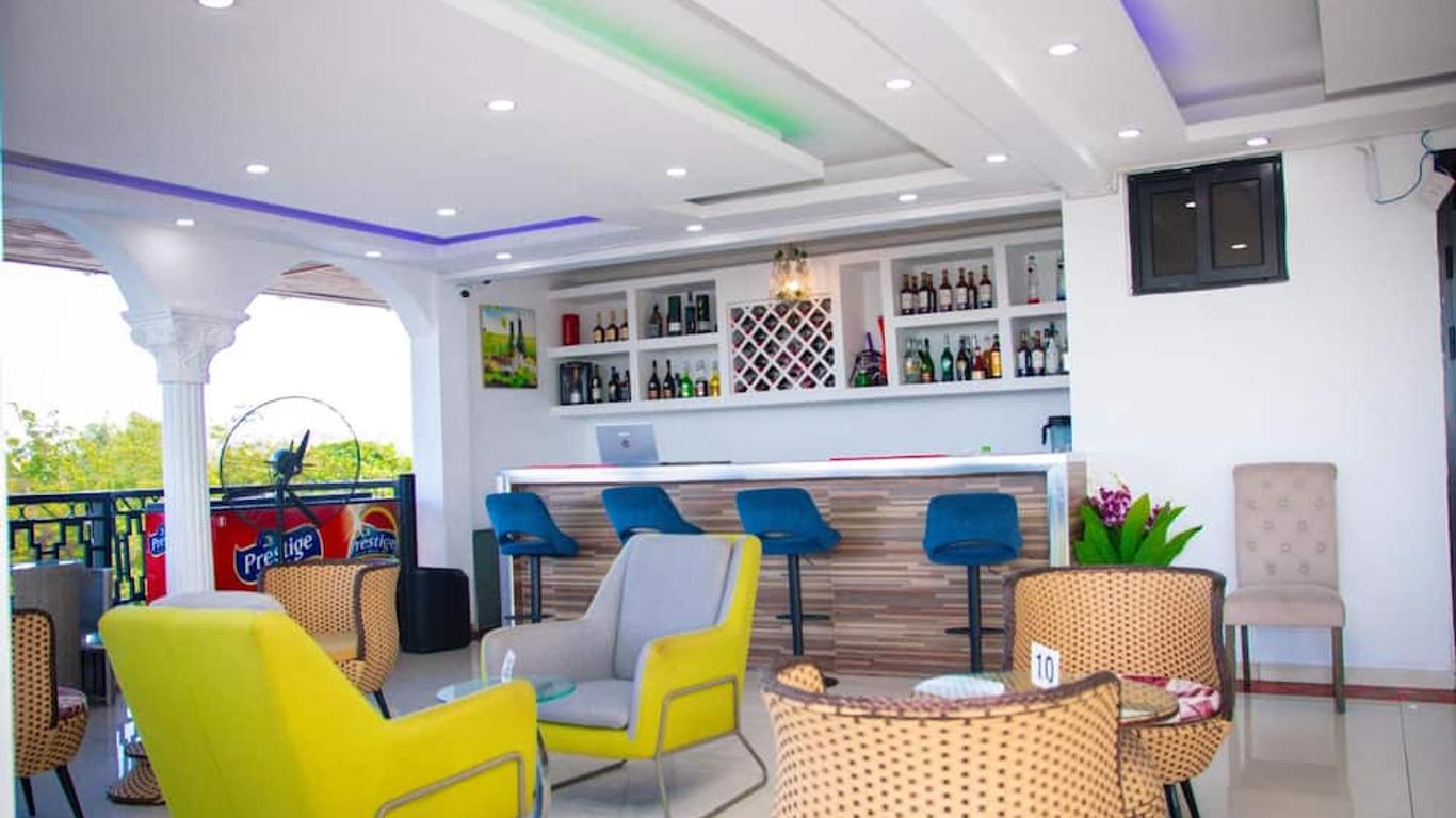 Hotel ML