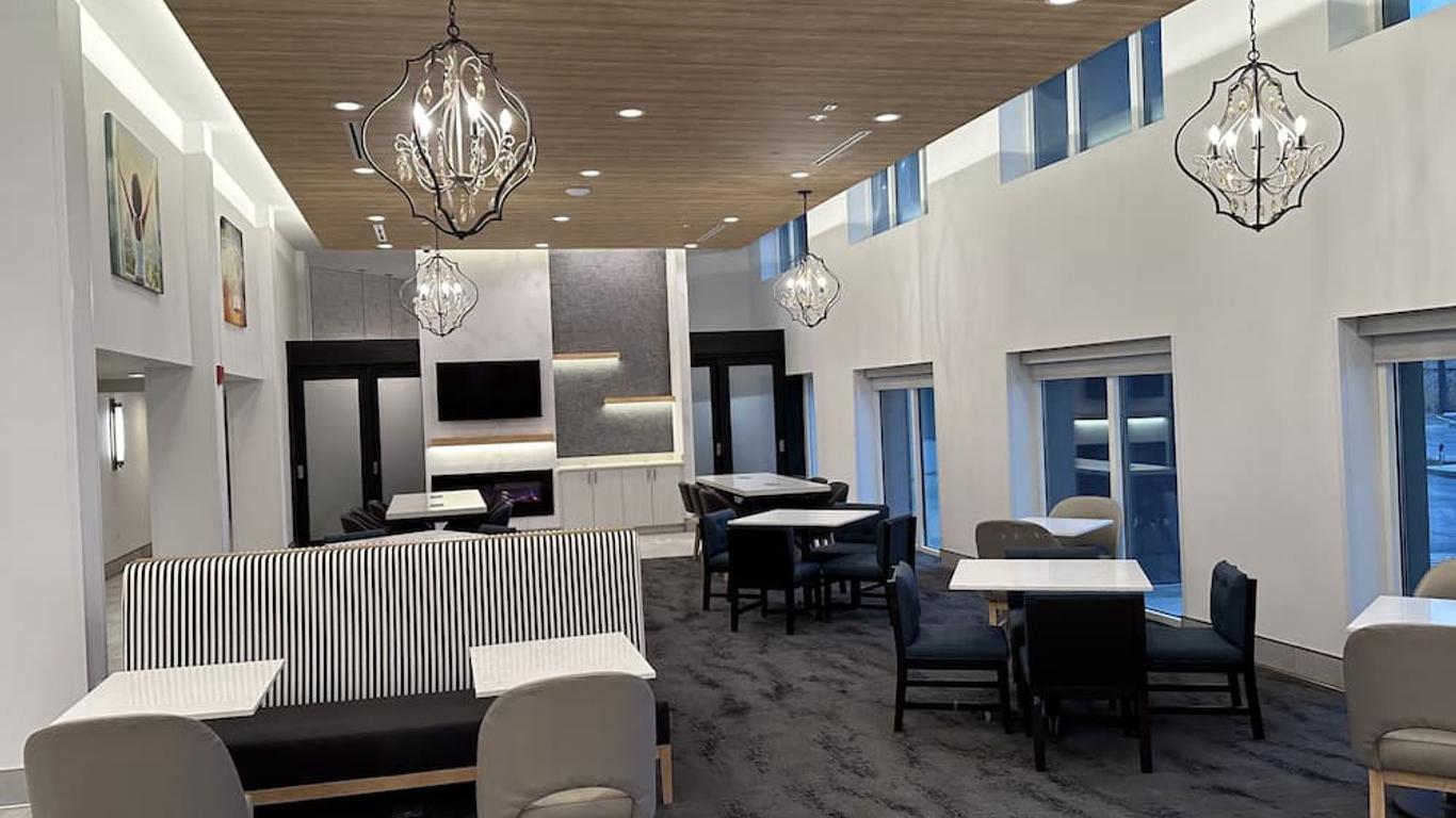 La Quinta by Wyndham Chicago O'Hare Airport