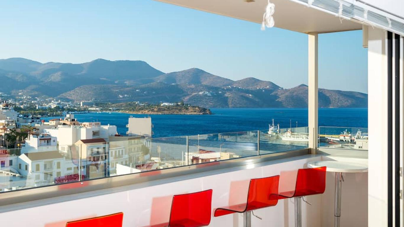 Ikaros Art Hotel