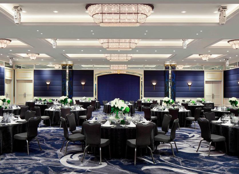 Banquet hall Photo