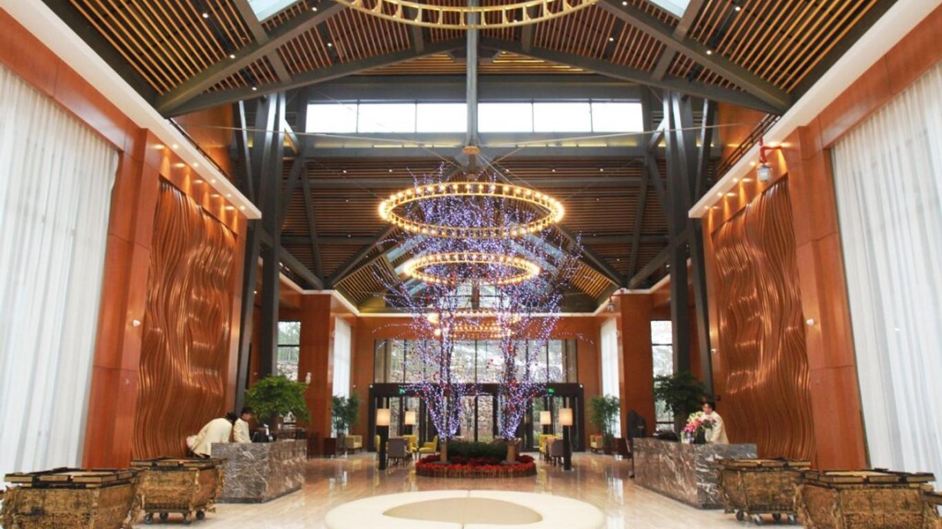 Deefly Yinrun Town Hotel