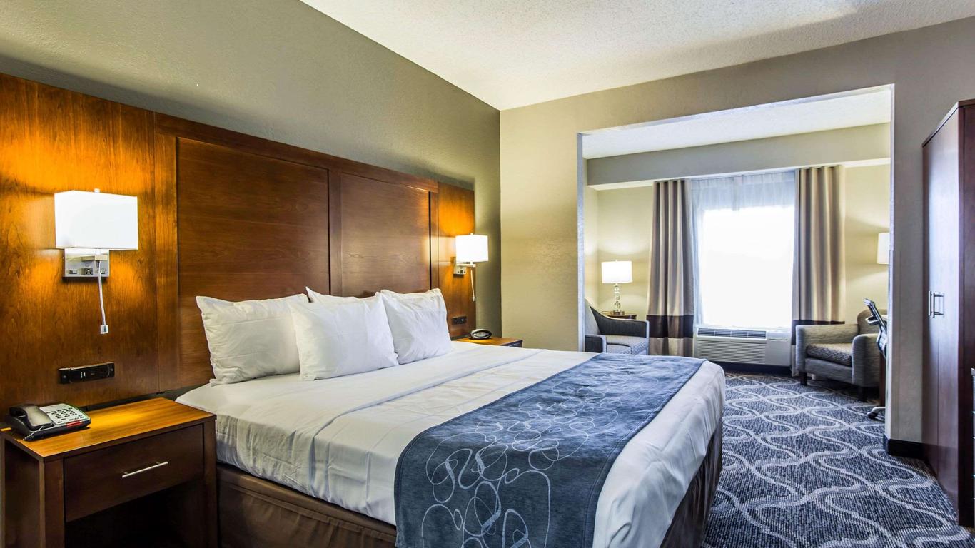 Comfort Suites Pineville - Ballantyne Area