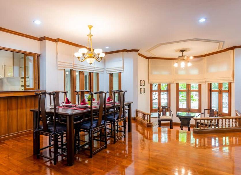 Dining room Photo