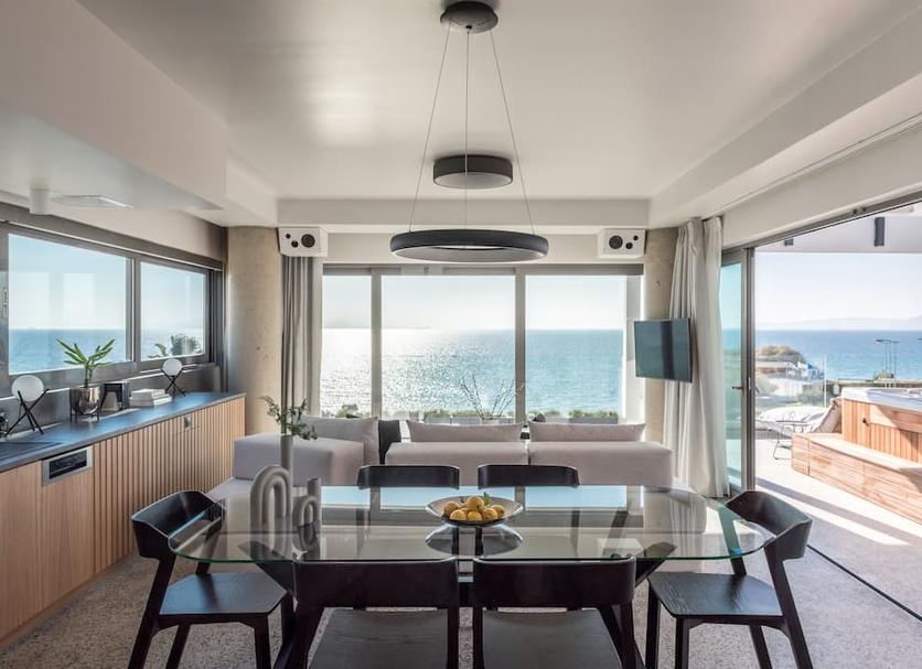 Dining room Photo