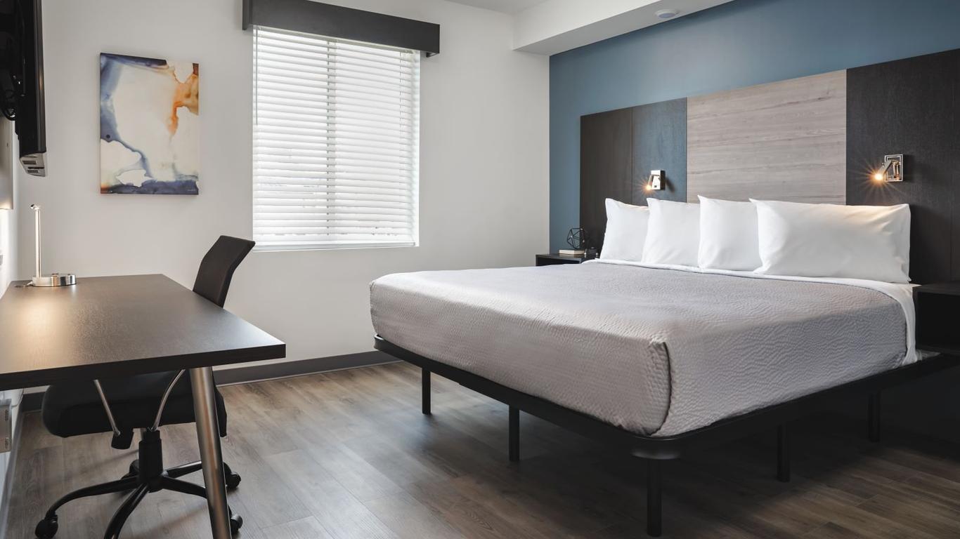 Stayapt Suites San Antonio-Randolph (Live Oak)