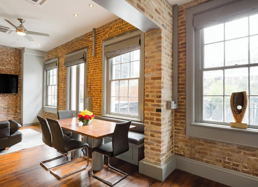Dining room Photo