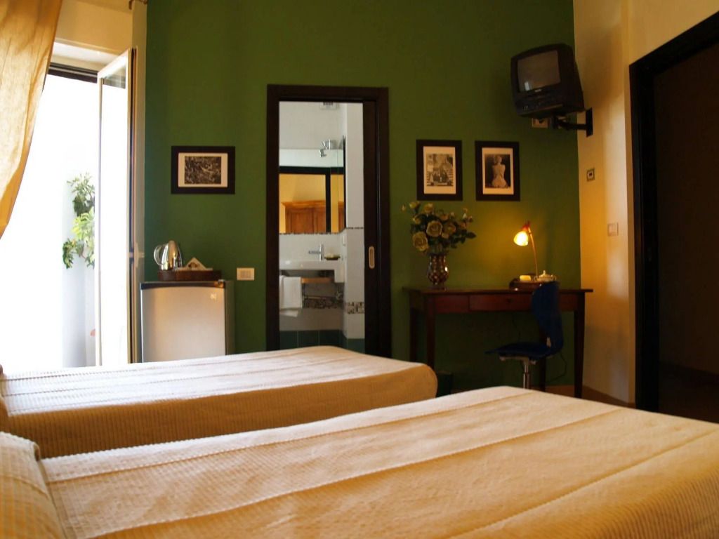Bedroom Photo