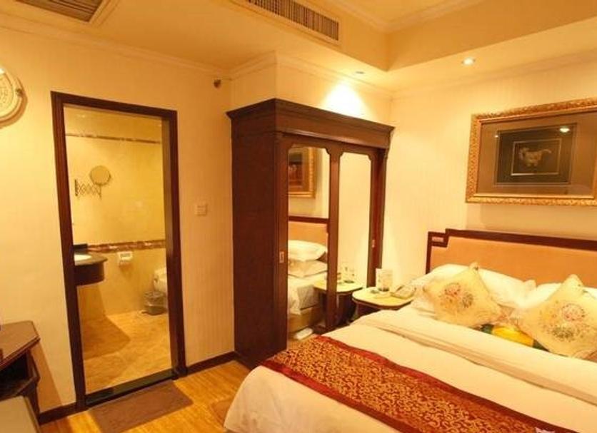 Bedroom Photo