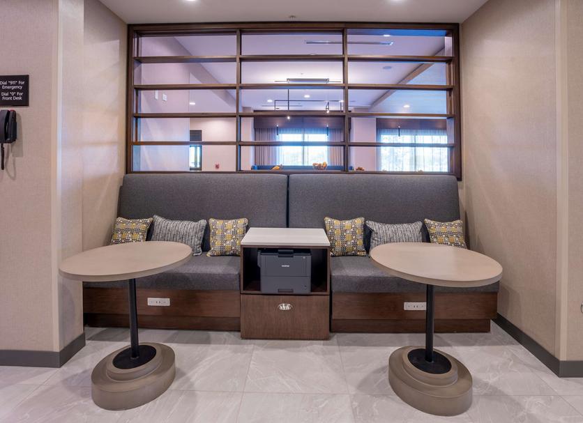 Lounge Photo