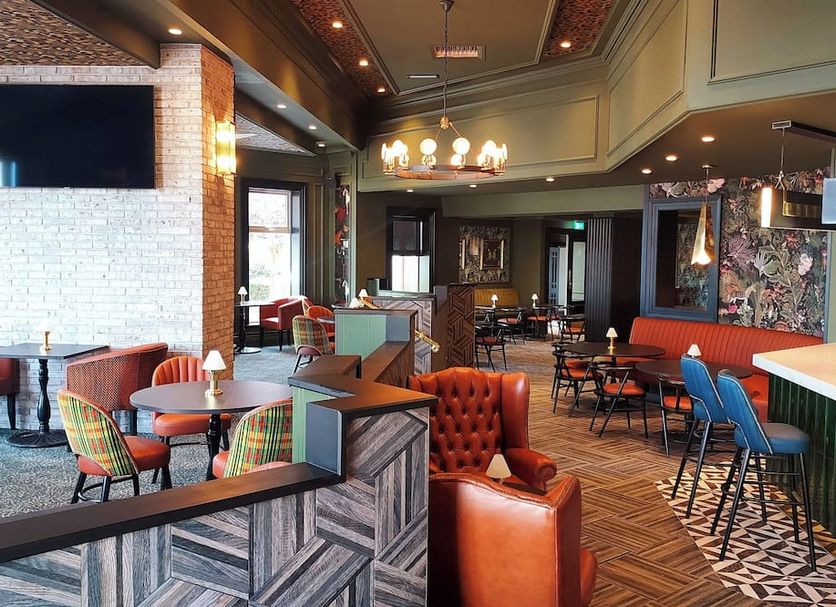 Restaurant Photo