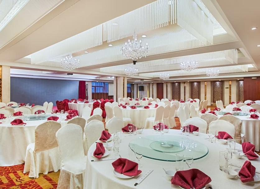 Banquet hall Photo