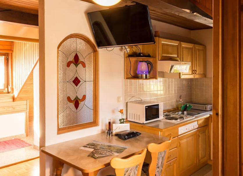 Kitchen Photo