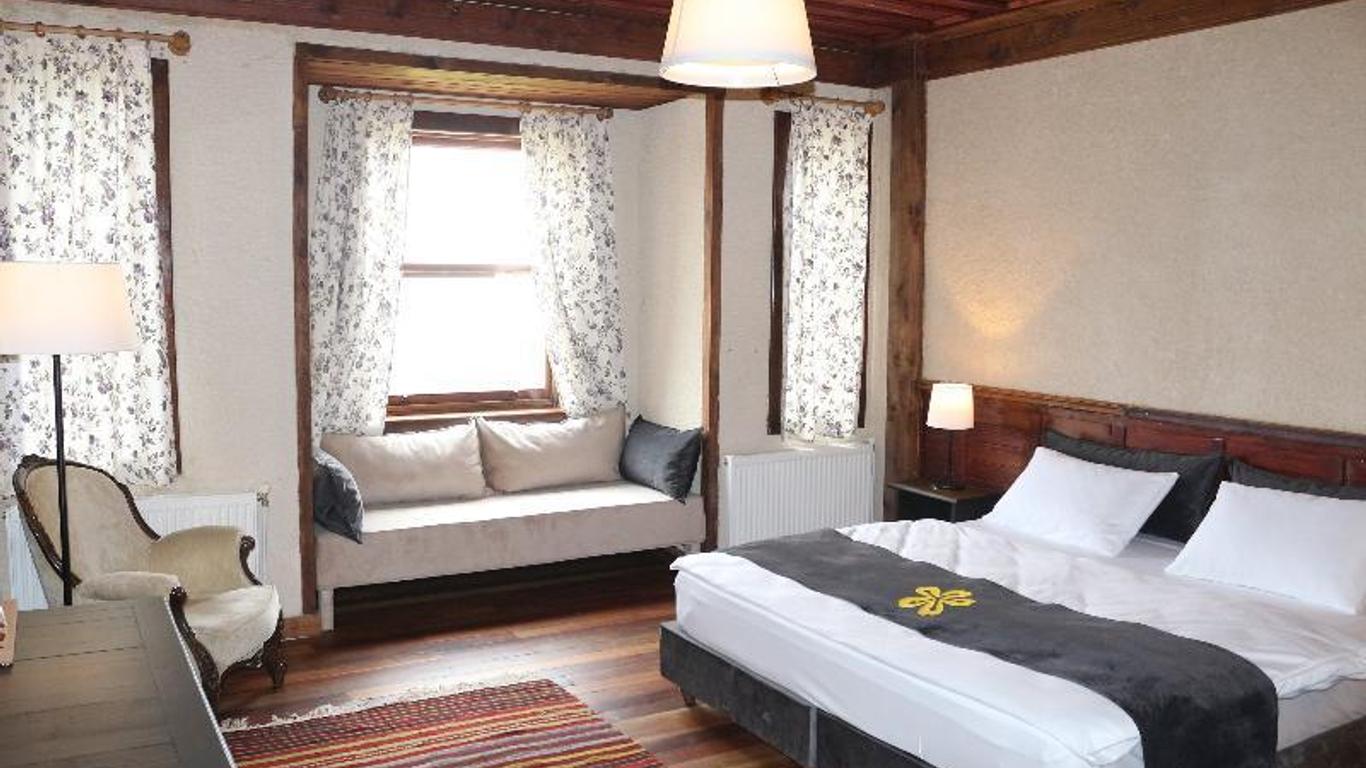 Zifin Hotel