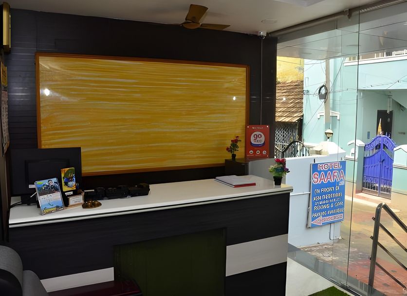 Front desk Photo