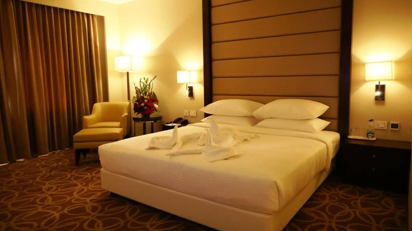 Y N Hotels