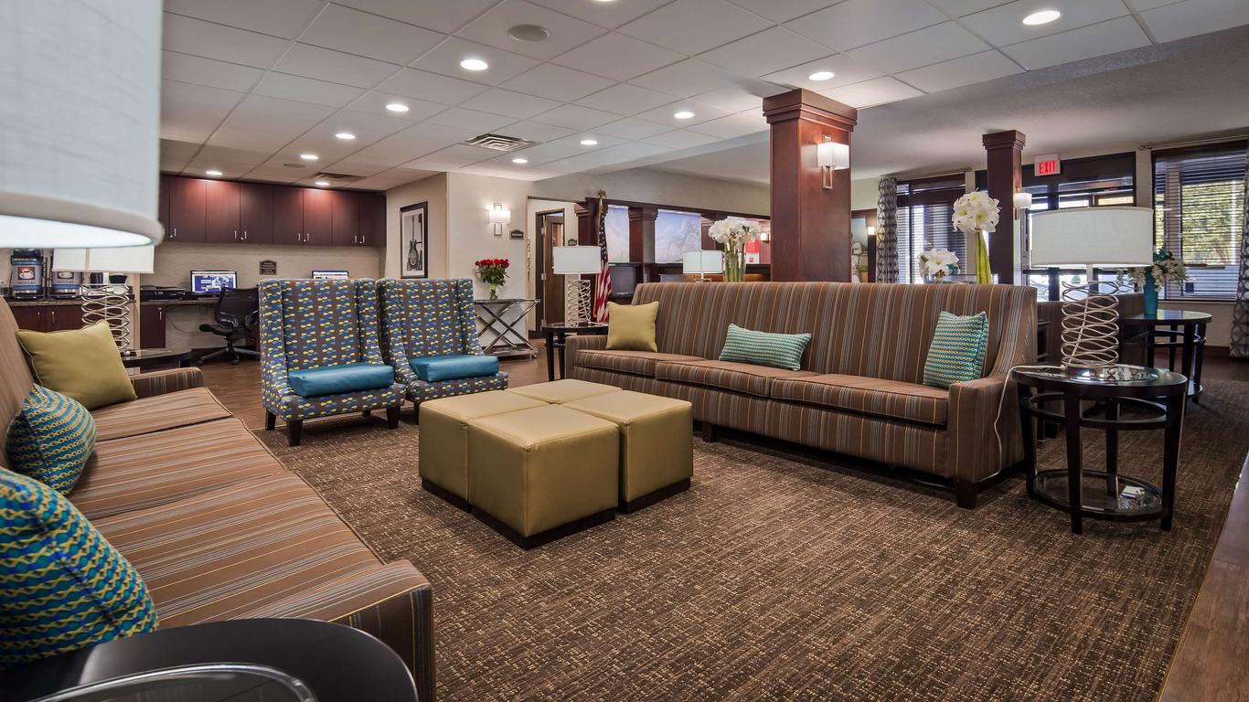 Best Western Plus Galleria Inn & Suites