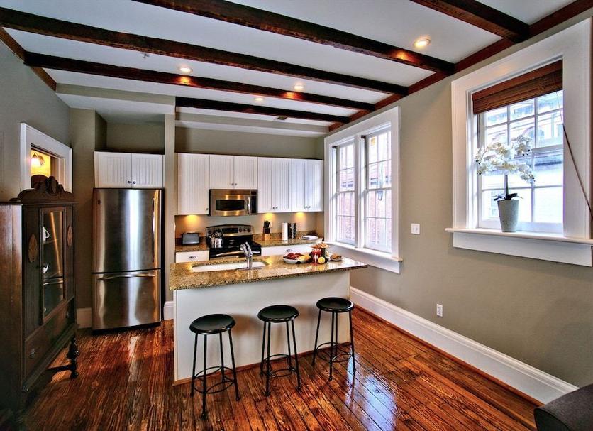 Kitchen Photo