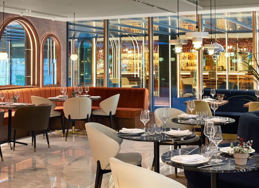 Restaurant Photo