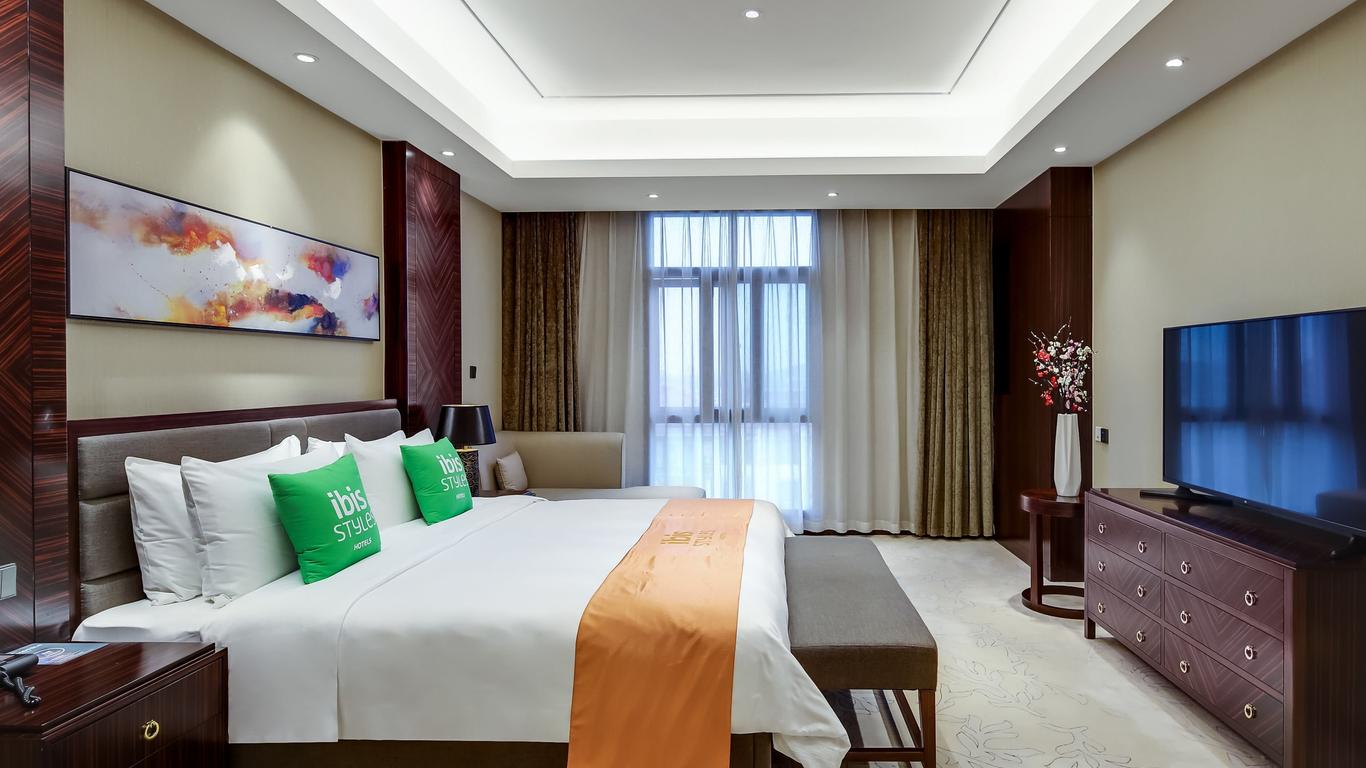 ibis Styles Nanjing Qilin Gate Hotel
