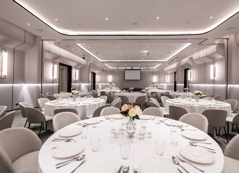 Banquet hall Photo