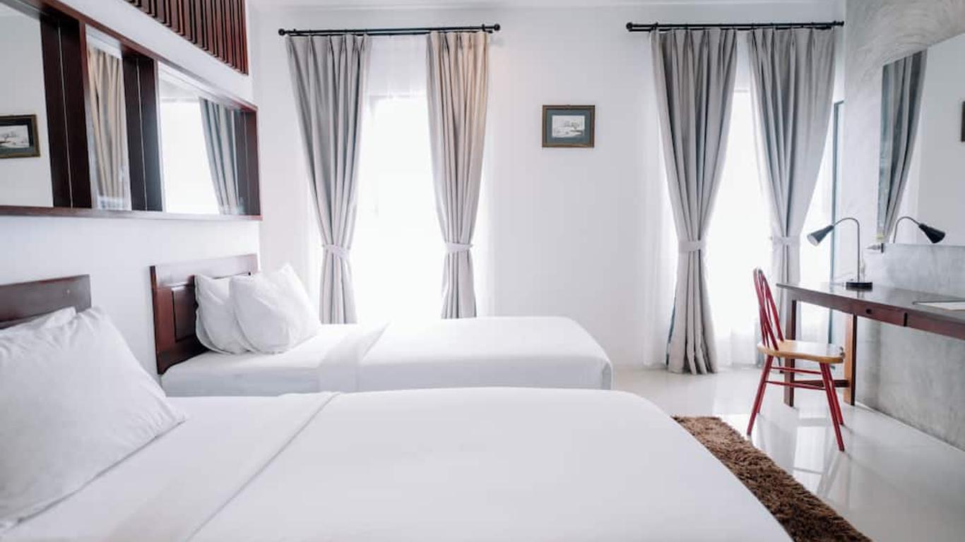 S 2 Modern Boutique Hotel
