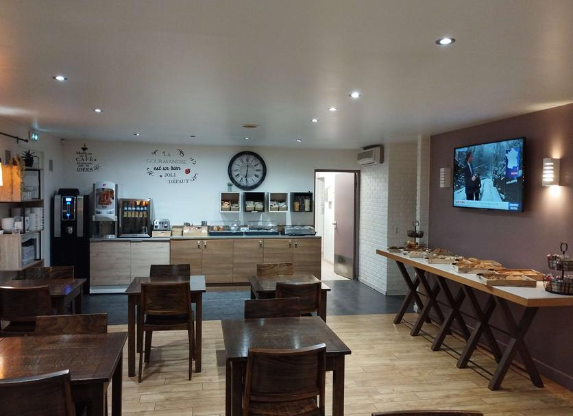 Restaurant Photo