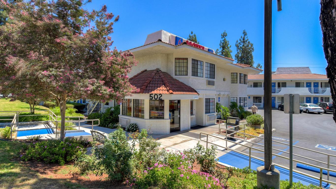 Villa San Dimas - Apartments in San Dimas, CA