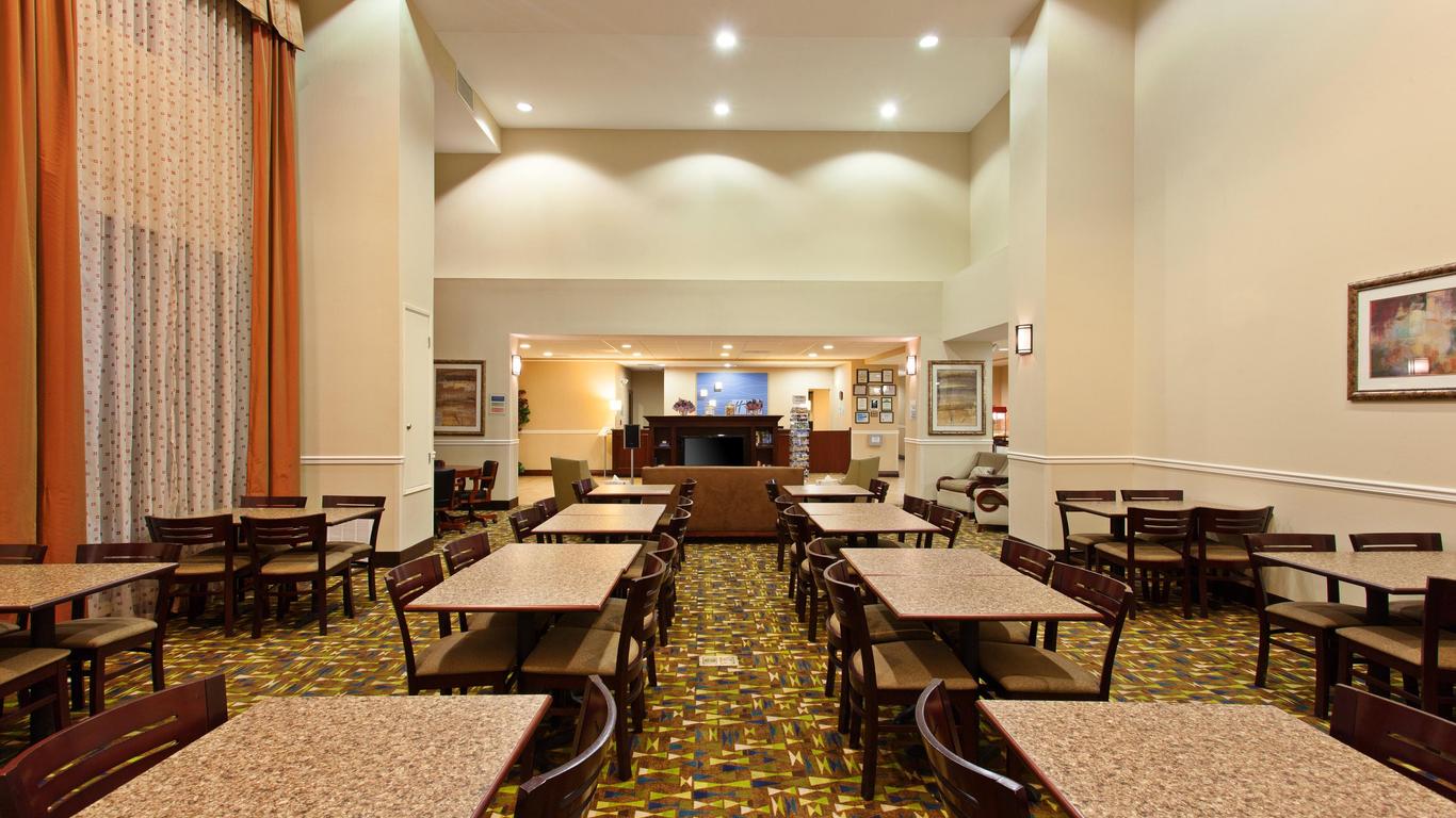 Holiday Inn Express Hotel & Suites Twentynine Palms, An IHG Hotel