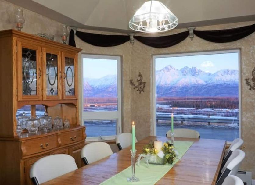 Dining room Photo