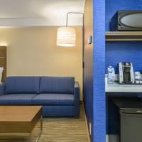 Holiday Inn Express & Suites North Bay