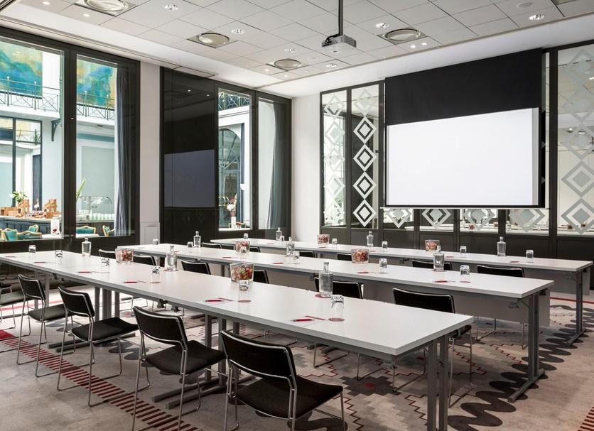 Conference room Photo