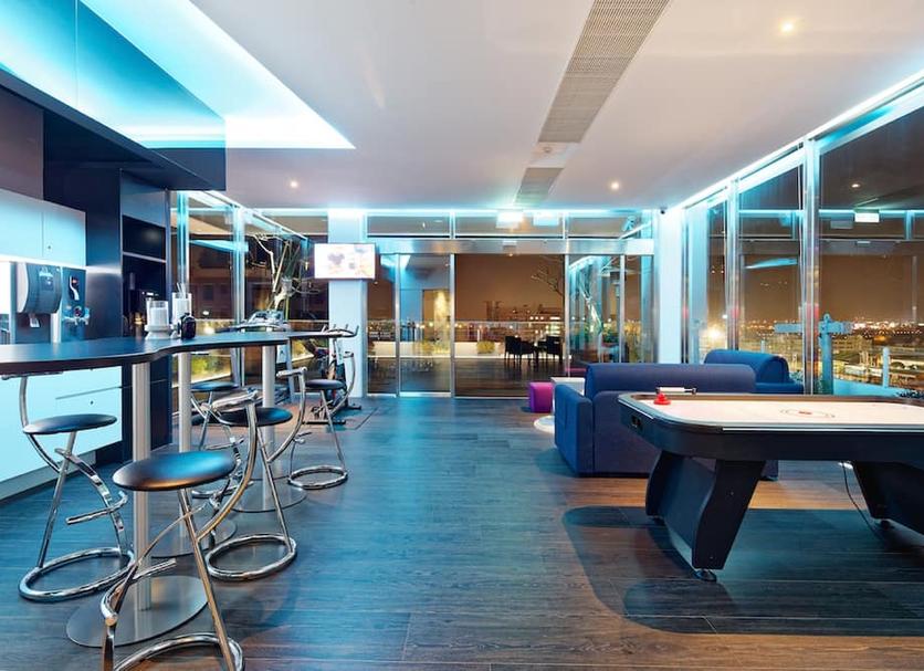 Bar Photo