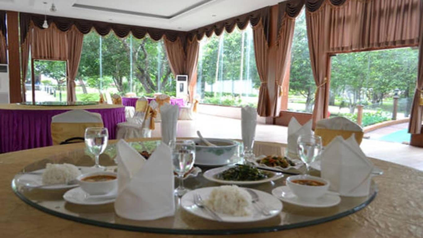Famous Hotel Bago