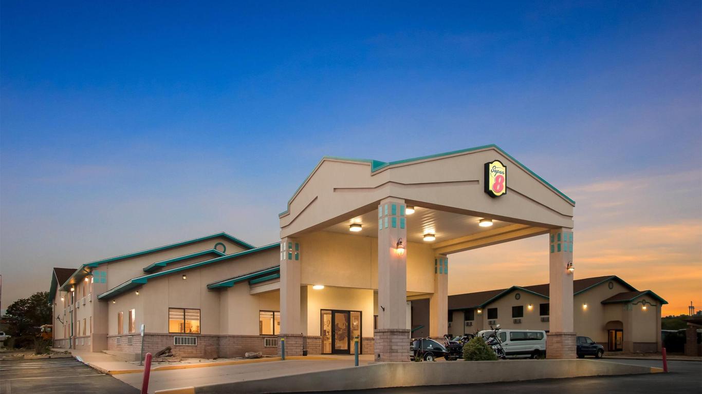 Super 8 by Wyndham Santa Rosa