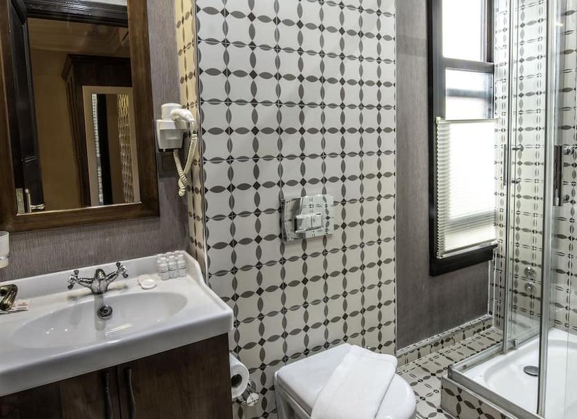 Bathroom Photo