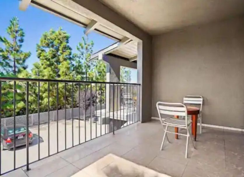 Balcony Photo