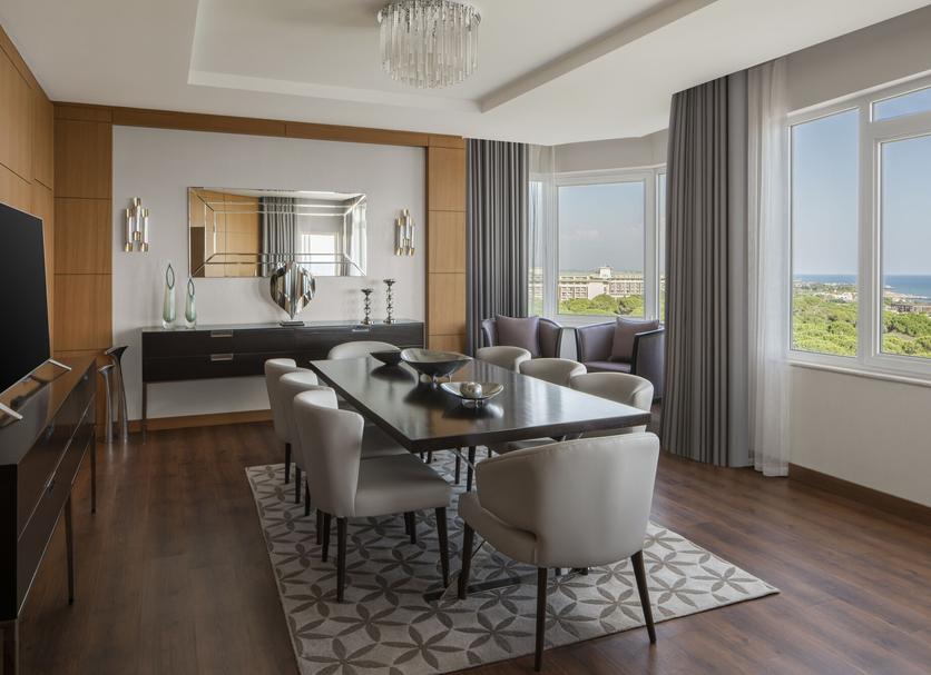 Dining room Photo