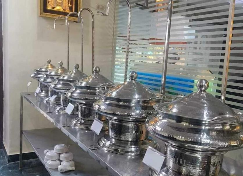 Buffet Photo