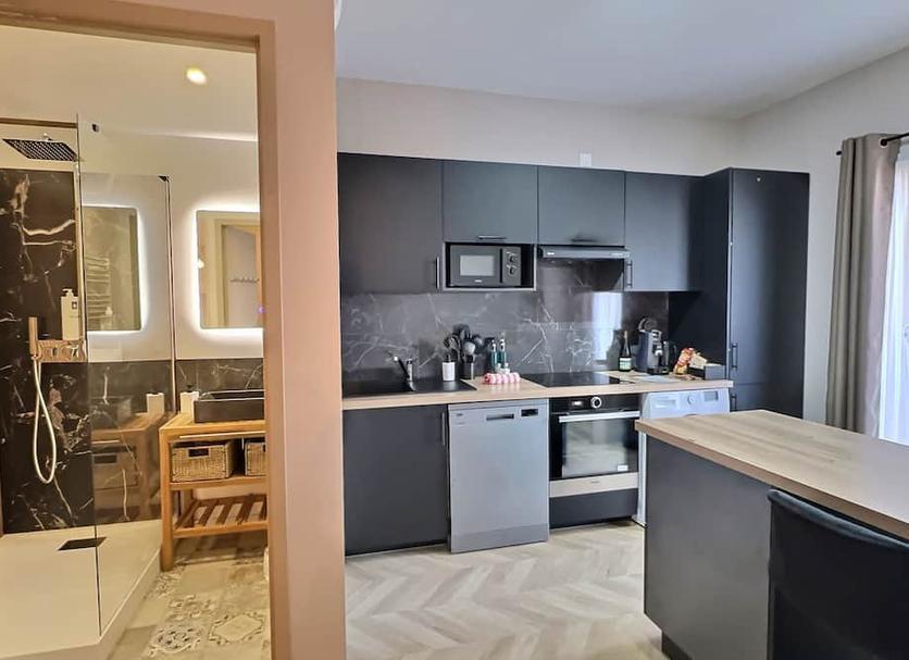 Kitchen Photo