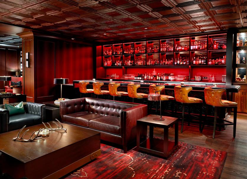 Bar Photo