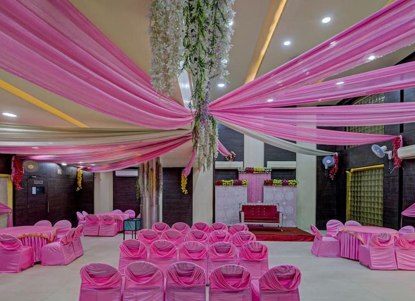Banquet hall Photo
