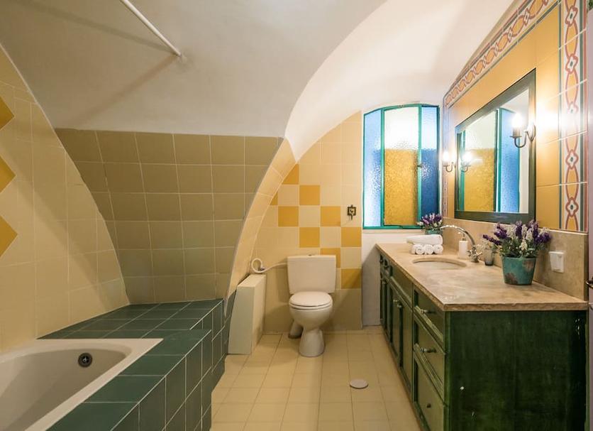 Bathroom Photo